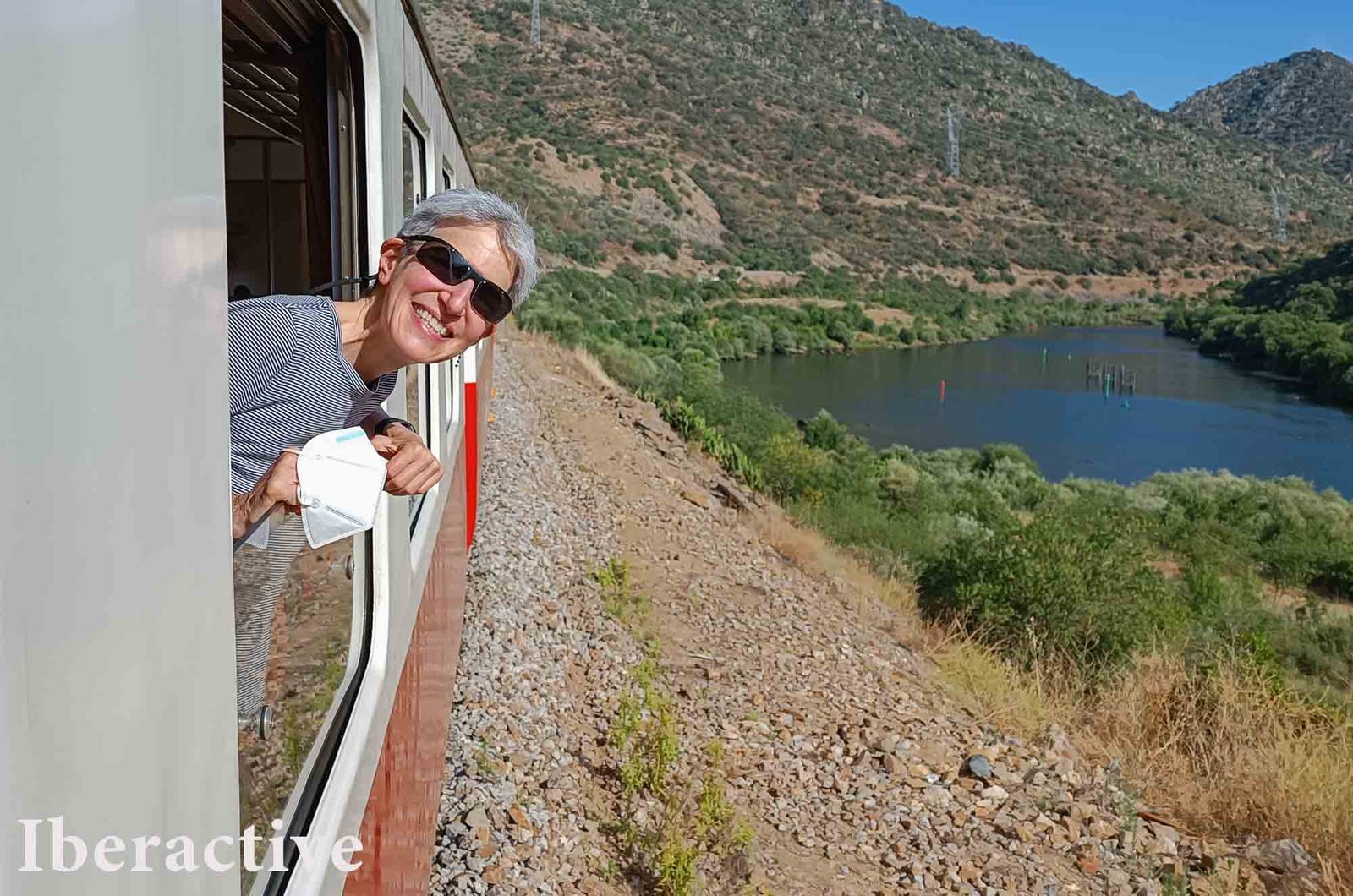 Douro Valley - Train line - Train ride