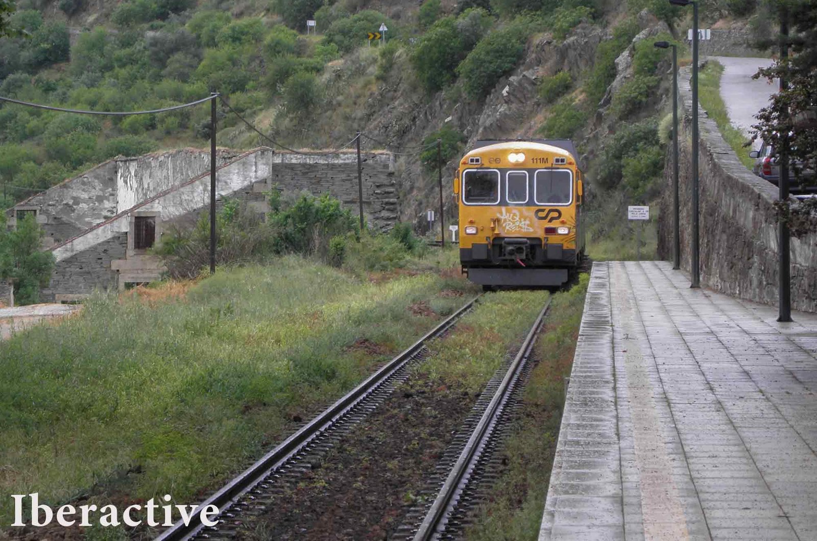 Douro Valley - Train line - Train ride